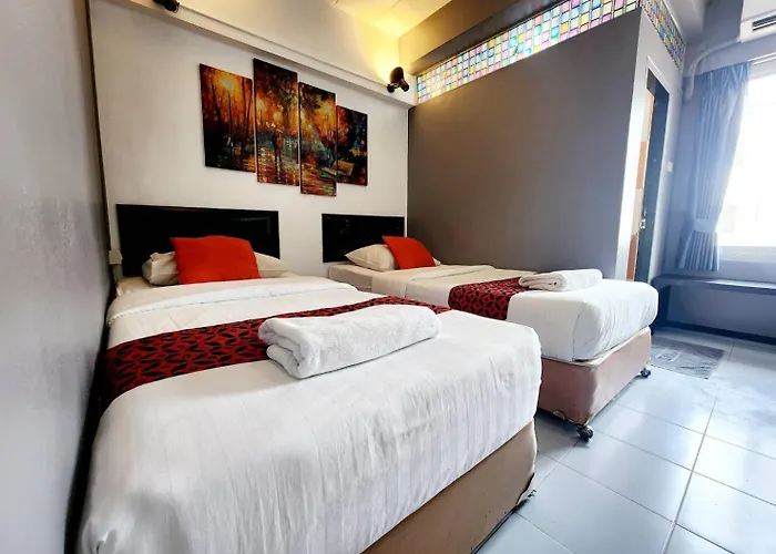 Casa Picasso Near Chabad House